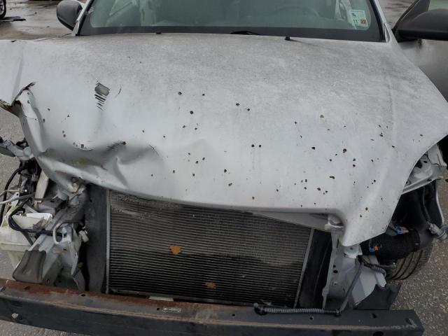 2T1KR32E66C604420 - 2006 TOYOTA COROLLA MA XR SILVER photo 11