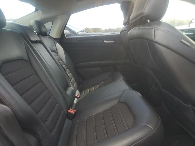 3FA6P0H99JR220253 - 2018 FORD FUSION SE BLACK photo 10