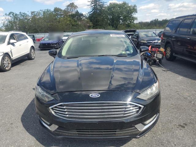 3FA6P0H99JR220253 - 2018 FORD FUSION SE BLACK photo 5