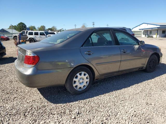 JTDBE30KX63040123 - 2006 TOYOTA CAMRY LE 灰色 照片 3