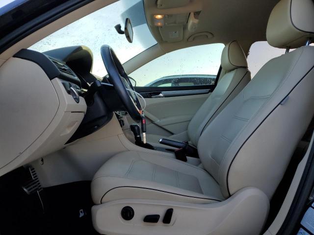 1VWDT7A30HC027104 - 2017 VOLKSWAGEN PASSAT R-LINE შავი ფოტო 7