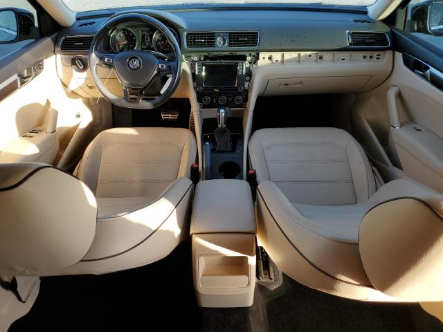 1VWDT7A30HC027104 - 2017 VOLKSWAGEN PASSAT R-LINE შავი ფოტო 8