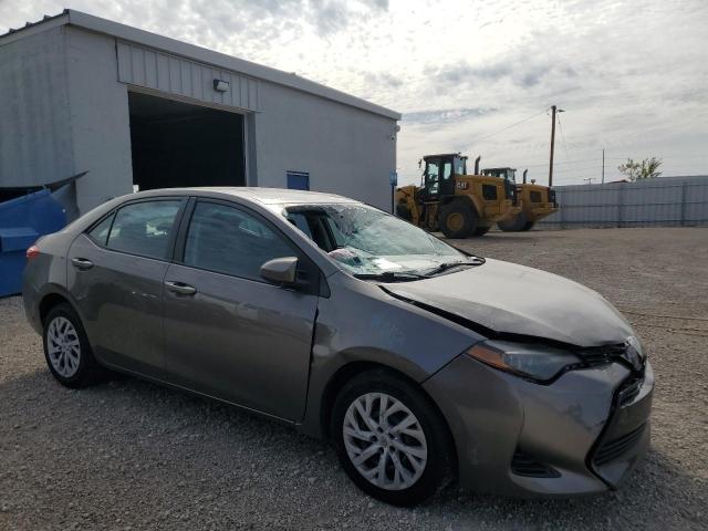 2T1BURHE4HC823369 - 2017 TOYOTA COROLLA L GRAY photo 4