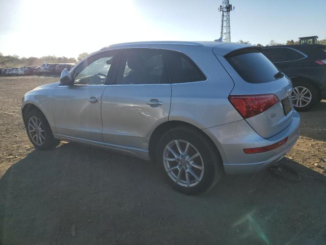 WA1LKAFP5AA072884 - 2010 AUDI Q5 PREMIUM PLUS SILVER photo 2