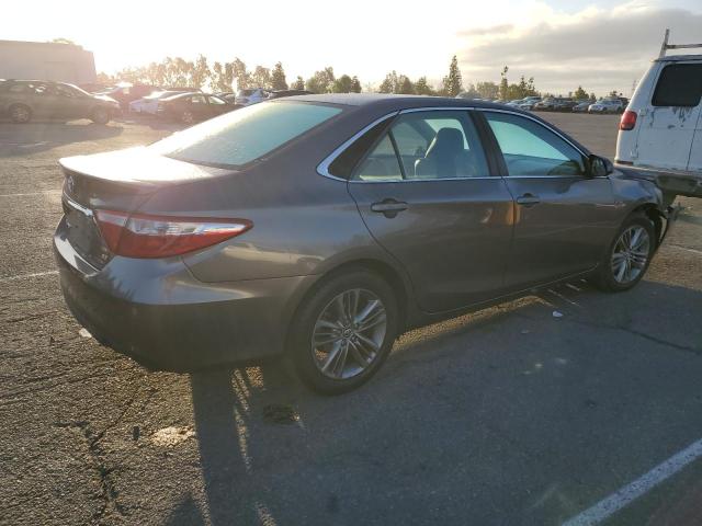 4T1BF1FK8GU133495 - 2016 TOYOTA CAMRY LE CHARCOAL photo 3