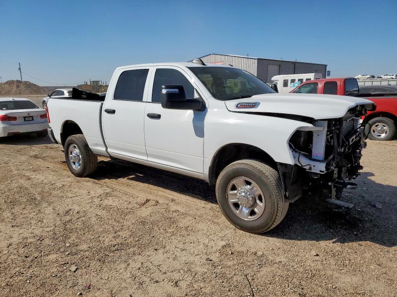 3C6UR5CJXRG181990 - 2024 RAM 2500 TRADESMAN Beyaz fotoğraf 4