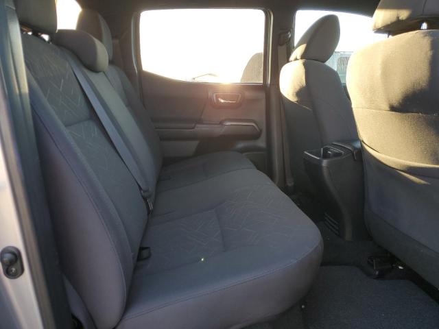 3TMAZ5CN9HM050094 - 2017 TOYOTA TACOMA DOUBLE CAB Grau Foto 10