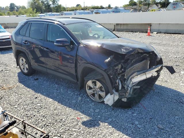 2T3P1RFV5MW172903 - 2021 TOYOTA RAV4 XLE 蓝色 照片 4