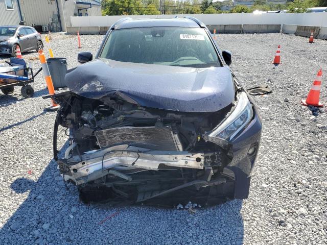 2T3P1RFV5MW172903 - 2021 TOYOTA RAV4 XLE 蓝色 照片 5