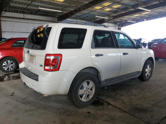 1FMCU0DGXCKC67899 - 2012 FORD ESCAPE XLT 白色 照片 3
