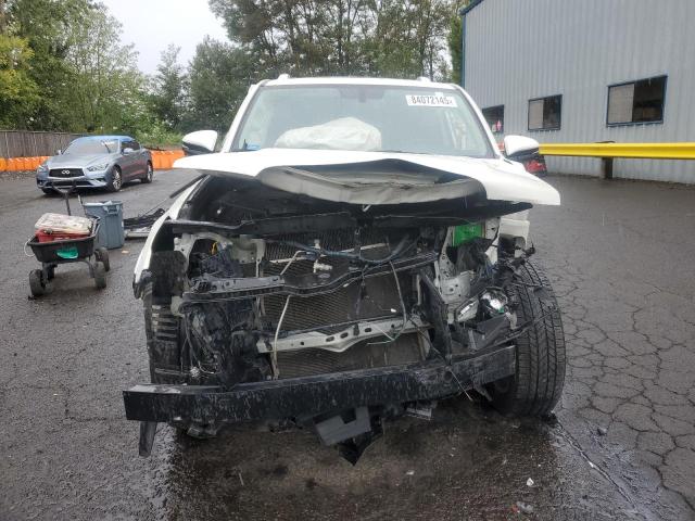 JTEBU5JR5J5483072 - 2018 TOYOTA 4RUNNER SR5/SR5 PREMIUM Ақ фото 5