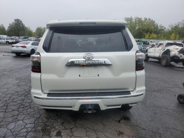 JTEBU5JR5J5483072 - 2018 TOYOTA 4RUNNER SR5/SR5 PREMIUM Ақ фото 6