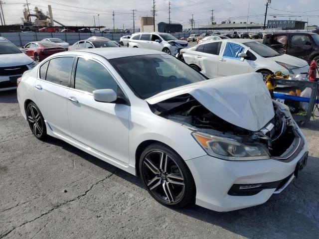 1HGCR2F55GA195536 - 2016 HONDA ACCORD SPORT Ақ фото 4
