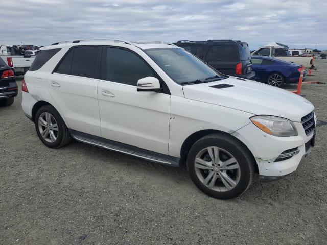 4JGDA5JBXFA537923 - 2015 MERCEDES-BENZ ML 350 白色 照片 4