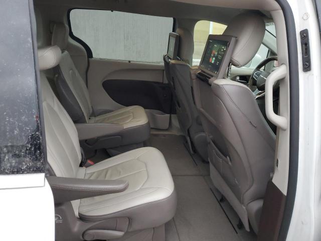 2C4RC1EG8JR315145 - 2018 CHRYSLER PACIFICA TOURING L PLUS WHITE photo 11