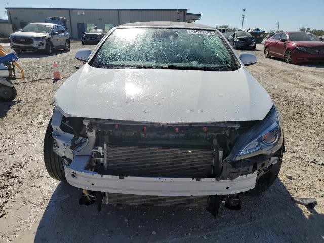 W04WJ3N57KG340232 - 2019 BUICK CASCADA SPORT TOURING WHITE photo 5