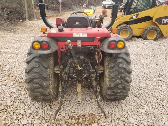 38HRL03837 - 2017 MAHINDRA AND MAHINDRA 2538 红色 照片 6