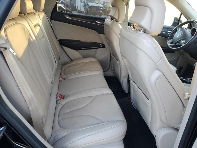 5LMTJ3DHXHUL68355 - 2017 LINCOLN MKC RESERVE შავი ფოტო 11