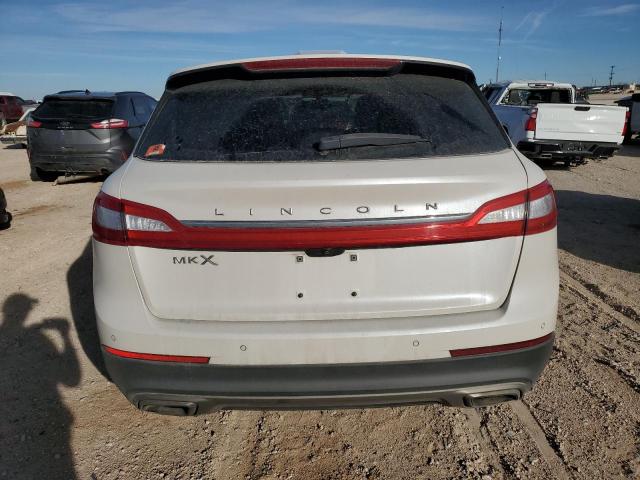 2LMTJ6LR6GBL60714 - 2016 LINCOLN MKX RESERVE WHITE photo 6
