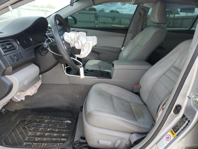 4T4BF1FK8GR555952 - 2016 TOYOTA CAMRY LE SILVER photo 7