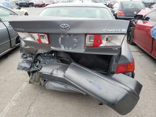 4T1BF28K01U966637 - 2001 TOYOTA CAMRY LE 灰色 照片 6