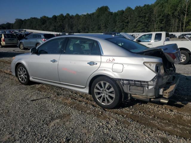 4T1BK3DB0BU377676 - 2011 TOYOTA AVALON BASE ვერცხლისფერი ფოტო 2