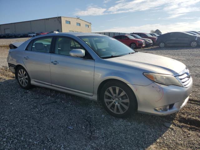 4T1BK3DB0BU377676 - 2011 TOYOTA AVALON BASE ვერცხლისფერი ფოტო 4