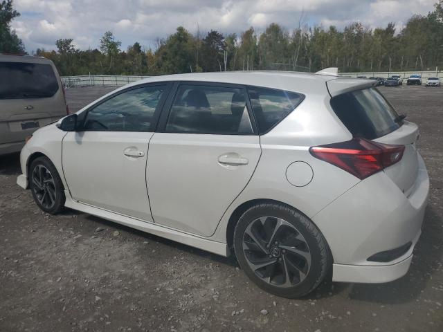 JTNKARJE7JJ569925 - 2018 TOYOTA COROLLA IM أبيض صورة 2