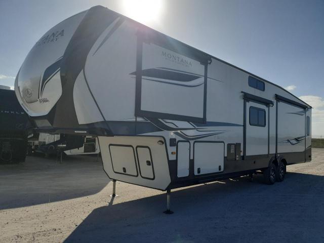 4YDFHMT26PA741018 - 2023 KEYSTONE MONTANA TWO TONE photo 1