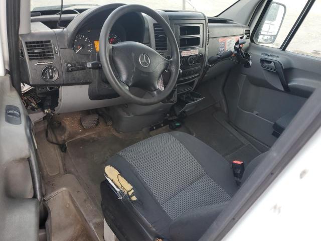 WD3PE8CB6C5674084 - 2012 MERCEDES-BENZ SPRINTER 2500 WHITE photo 8