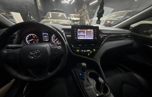 4T1G11AK4RU899030 - 2024 TOYOTA CAMRY SE NIGHT SHADE CHARCOAL photo 9