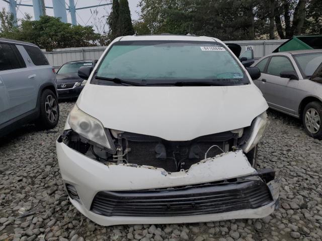 5TDDK3DC6BS013515 - 2011 TOYOTA SIENNA XLE თეთრი ფოტო 5