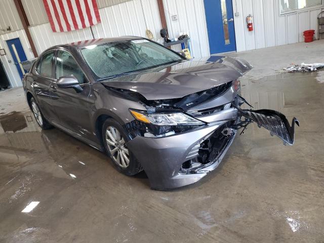 4T1B11HK7KU833657 - 2019 TOYOTA CAMRY L GRAY photo 4
