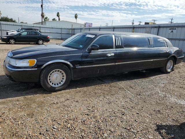 1L1FM81W91Y677189 - 2001 LINCOLN TOWN CAR EXECUTIVE Սև լուսանկար 1