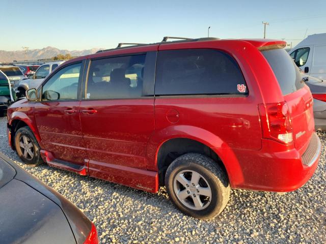 2C4RDGCG3DR637568 - 2013 DODGE GRAND CARAVAN SXT RED photo 2