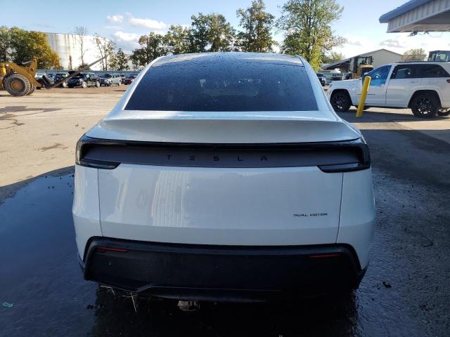 7SAYGDEE4TF343123 - 2026 TESLA MODEL Y WHITE photo 6
