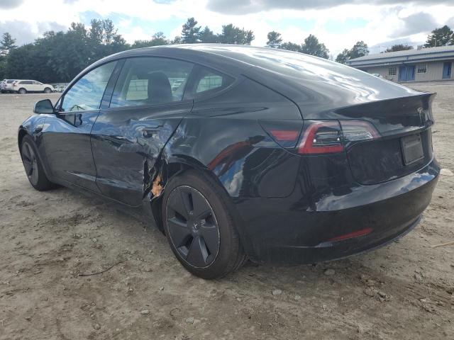 5YJ3E1EB8NF106882 - 2022 TESLA MODEL 3 BLACK photo 2