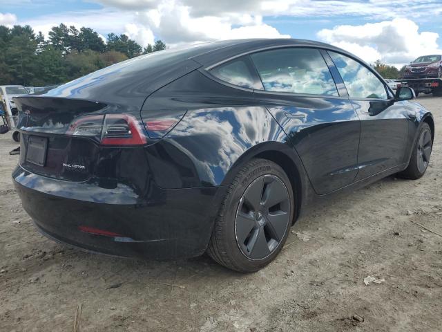 5YJ3E1EB8NF106882 - 2022 TESLA MODEL 3 BLACK photo 3