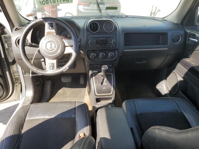 1C4NJPBB6GD787002 - 2016 JEEP PATRIOT SPORT WHITE photo 8