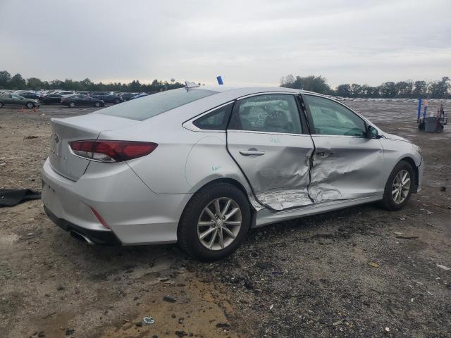 5NPE24AF7KH779705 - 2019 HYUNDAI SONATA SE SILVER photo 3