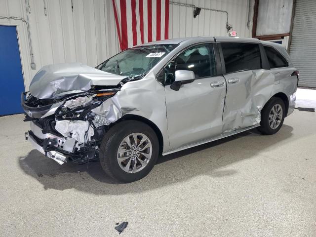 2023 TOYOTA SIENNA LE, 