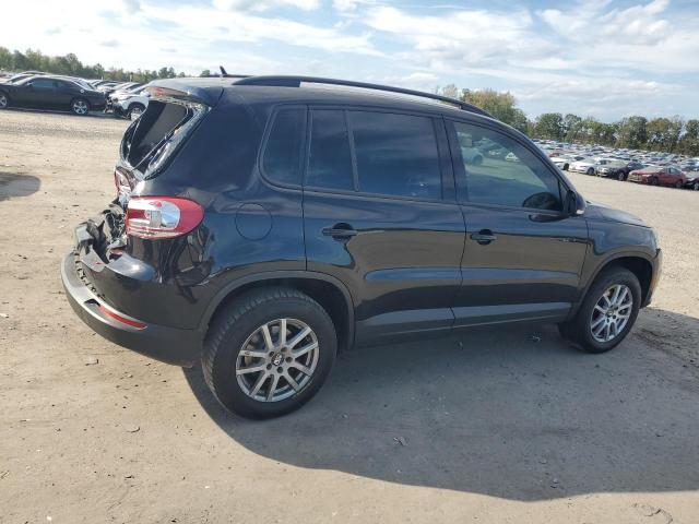 WVGAV7AX8GW003953 - 2016 VOLKSWAGEN TIGUAN S BLACK photo 3