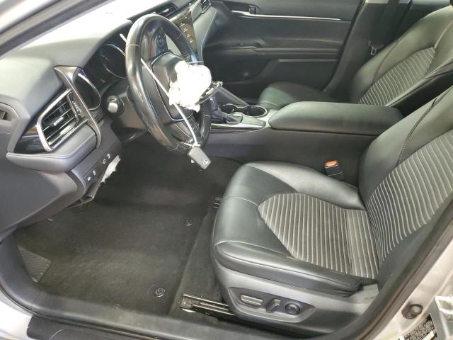 4T1G11AK6LU508743 - 2020 TOYOTA CAMRY SE SILVER photo 13