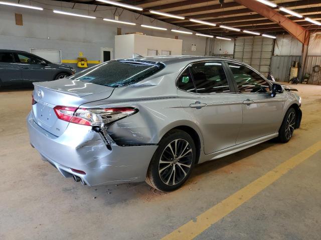 4T1G11AK6LU508743 - 2020 TOYOTA CAMRY SE SILVER photo 6