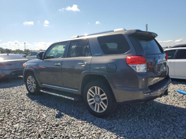 JTEZU5JRXD5047210 - 2013 TOYOTA 4RUNNER SR5 GRAY photo 2