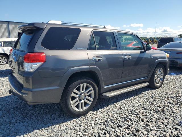JTEZU5JRXD5047210 - 2013 TOYOTA 4RUNNER SR5 GRAY photo 3