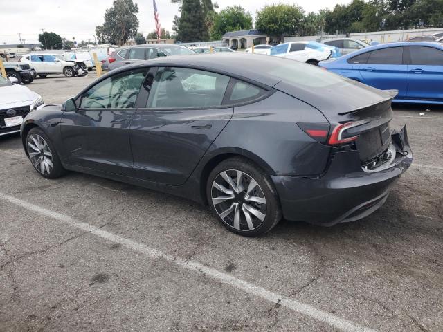 5YJ3E1EA2SF963928 - 2025 TESLA MODEL 3 灰色 照片 2