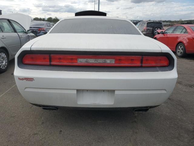 2B3CJ4DG7BH542043 - 2011 DODGE CHALLENGER WHITE photo 6