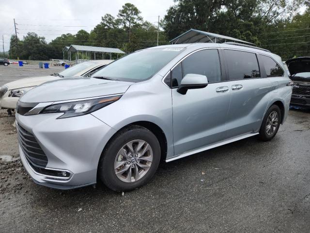 2024 TOYOTA SIENNA XLE, 