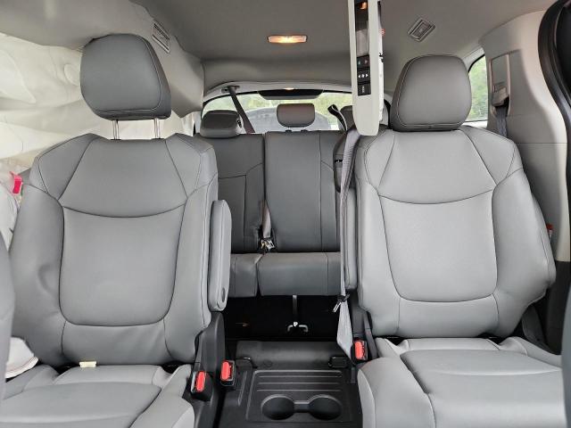 5TDYRKEC6RS180523 - 2024 TOYOTA SIENNA XLE GRAY photo 10